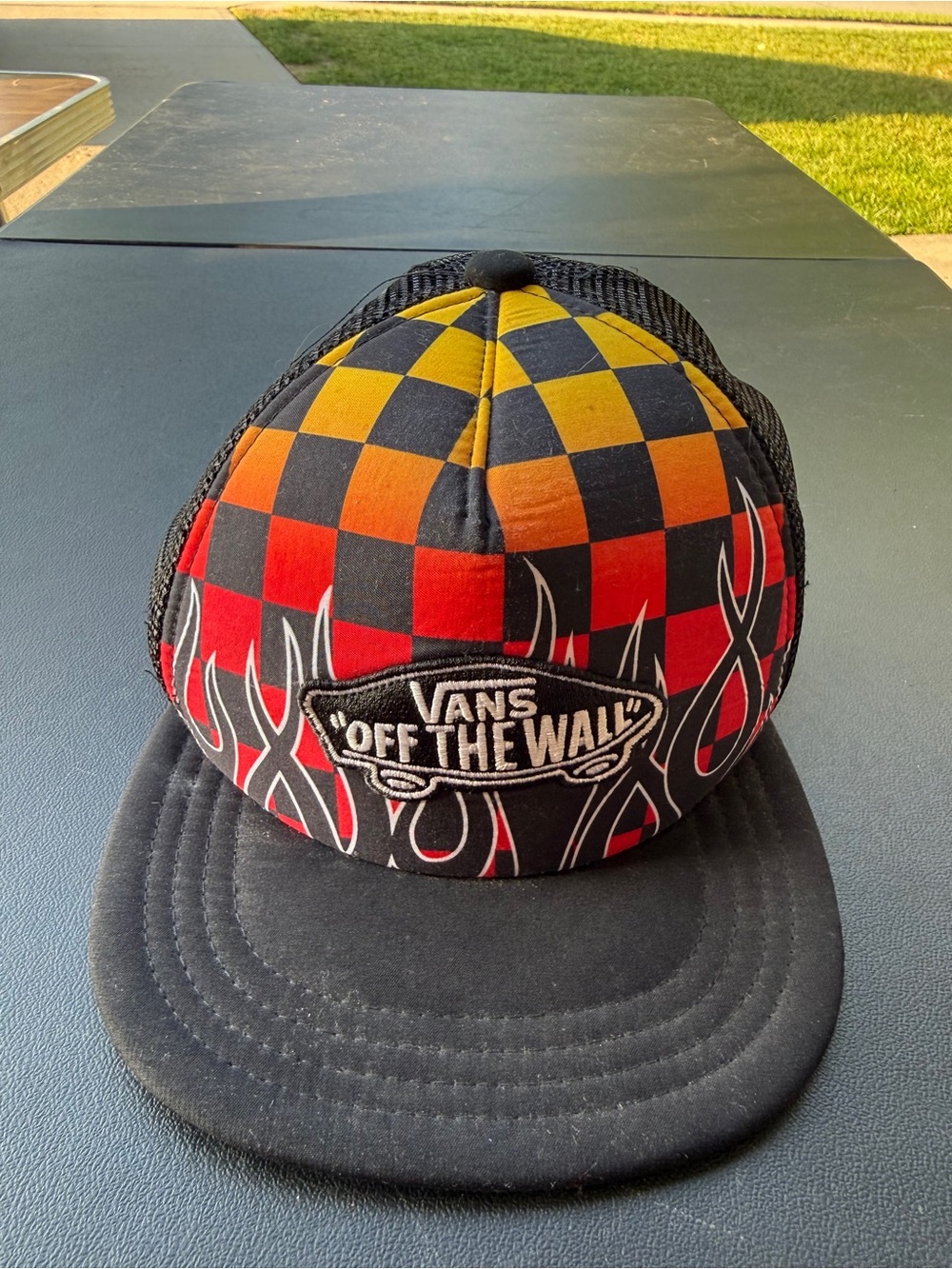 Vans OFF THE WALL "Classic Patch Trucker" Snapback Hat Men's Skating Mesh Cap